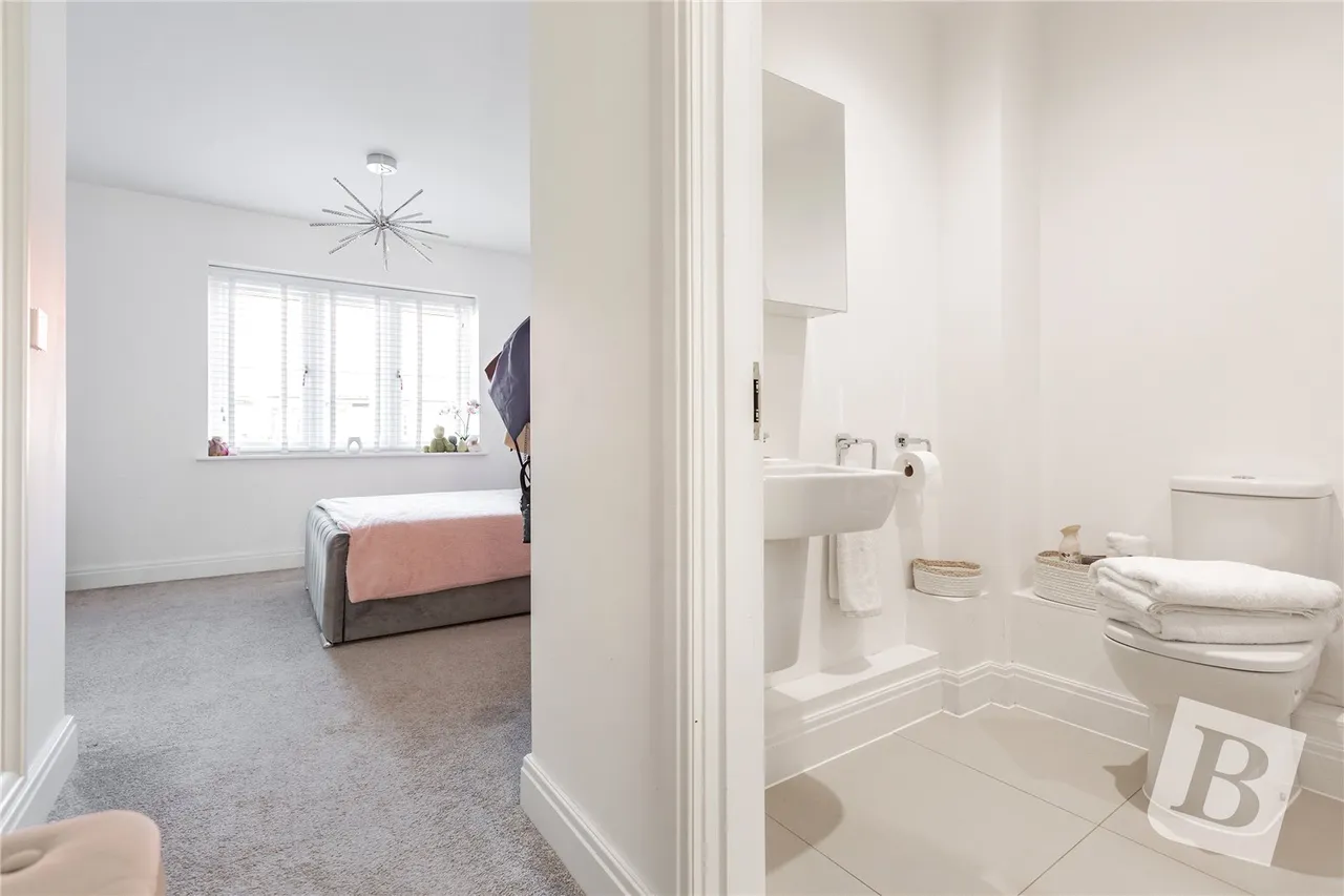 Rainbird Place, Pilgrims Hatch, CM14, photo 15