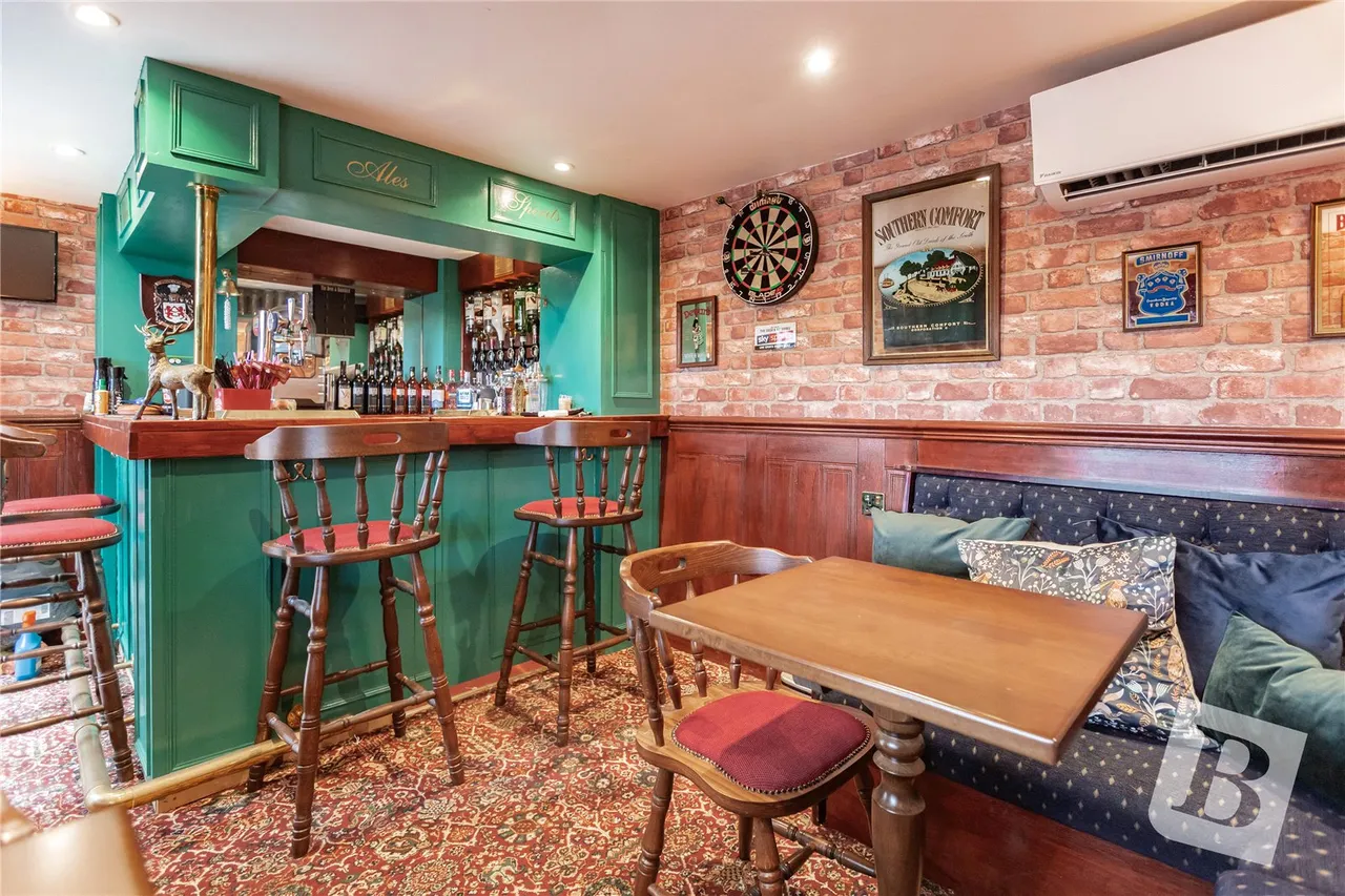 Rainbird Place, Pilgrims Hatch, CM14, photo 25
