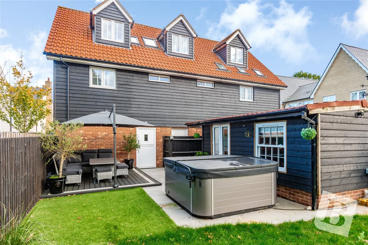 Rainbird Place, Pilgrims Hatch, CM14, photo 5