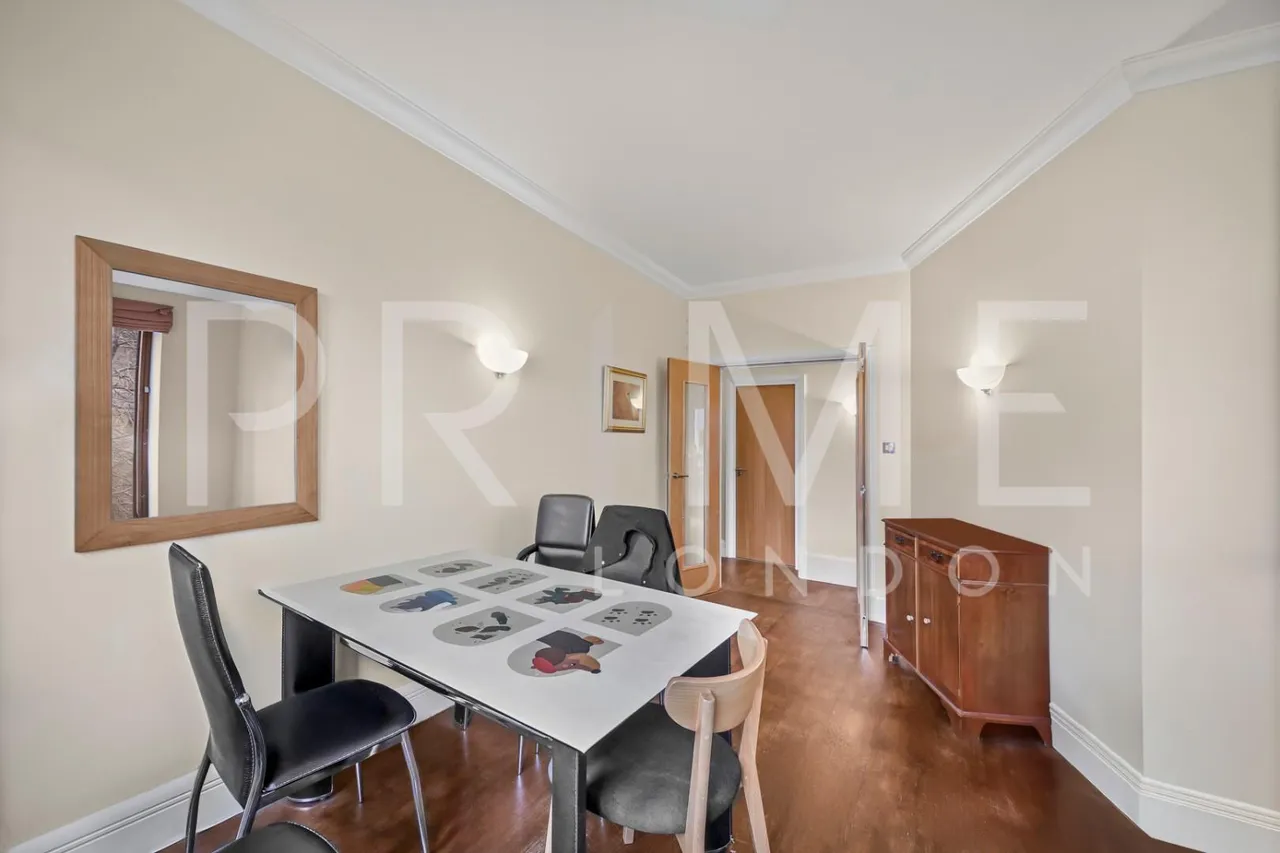2 bed flat for sale, Belvedere Road, South Bank, SE1