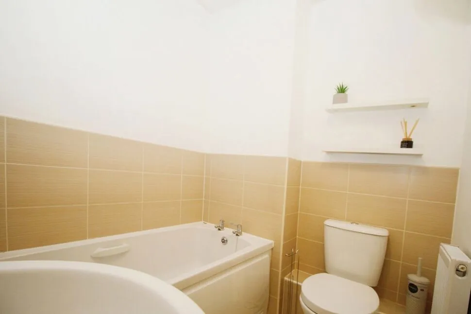 Park Drive, Leeds, West Yorkshire, LS12, photo 4
