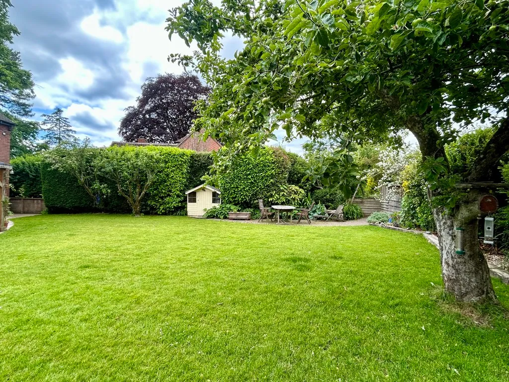 Bramshall Road, Uttoxeter, photo 36