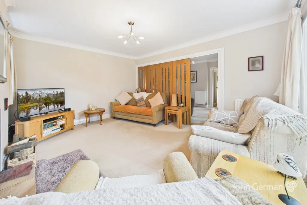 Bramshall Road, Uttoxeter, photo 5