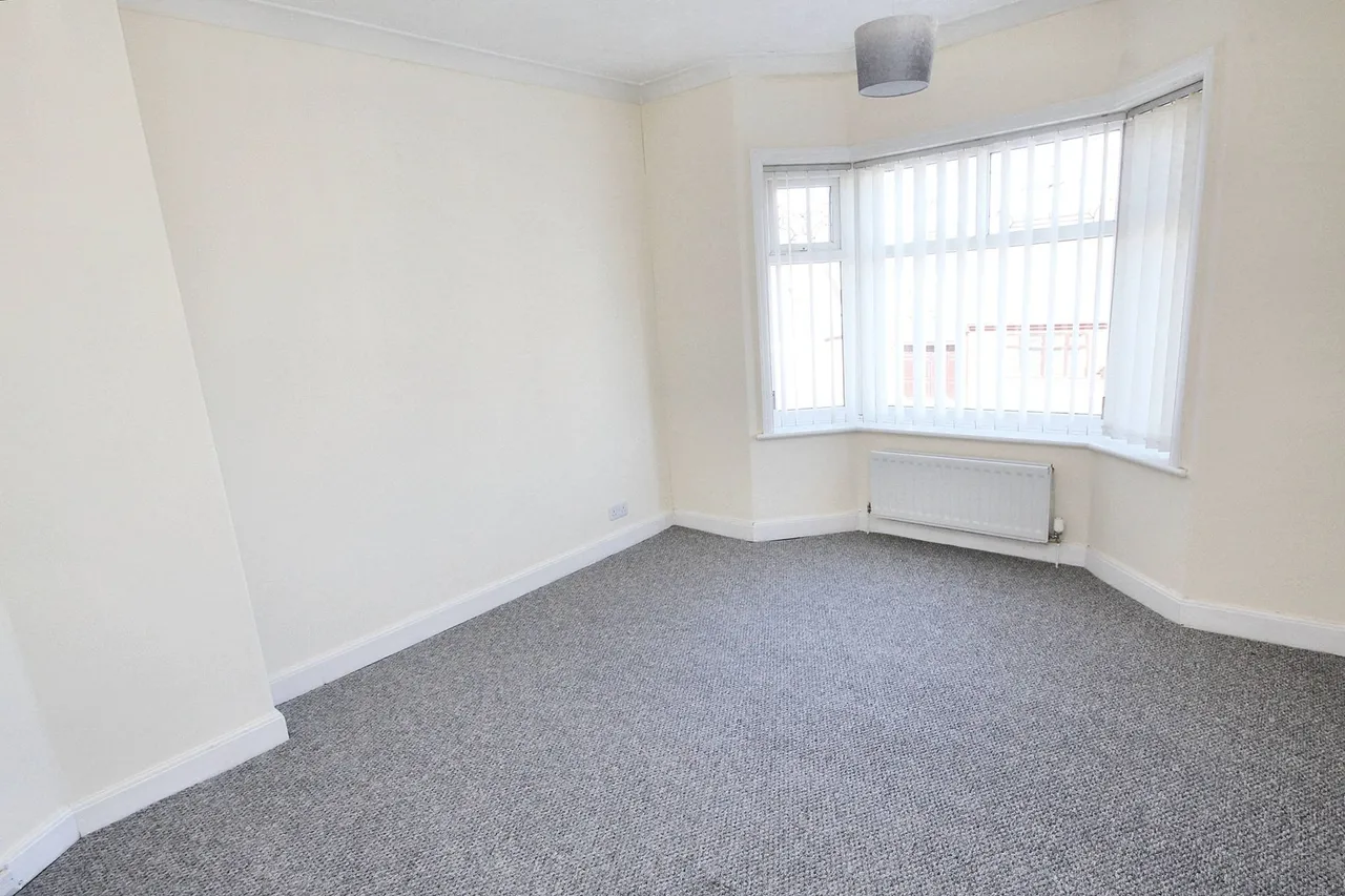 Ladysmith Avenue, Ashton-In-Makerfield, Wigan, Wigan, WN4 9DB, photo 7