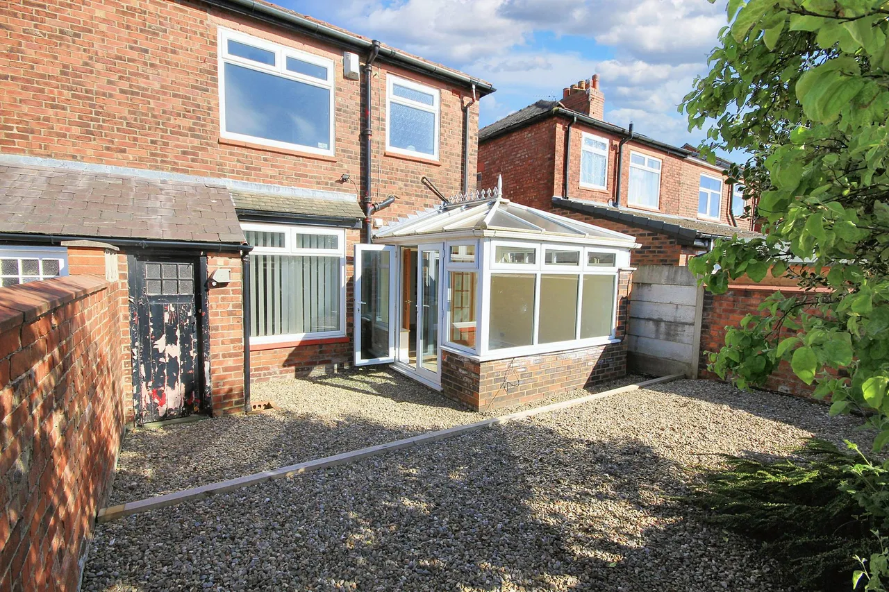 Ladysmith Avenue, Ashton-In-Makerfield, Wigan, Wigan, WN4 9DB, photo 12