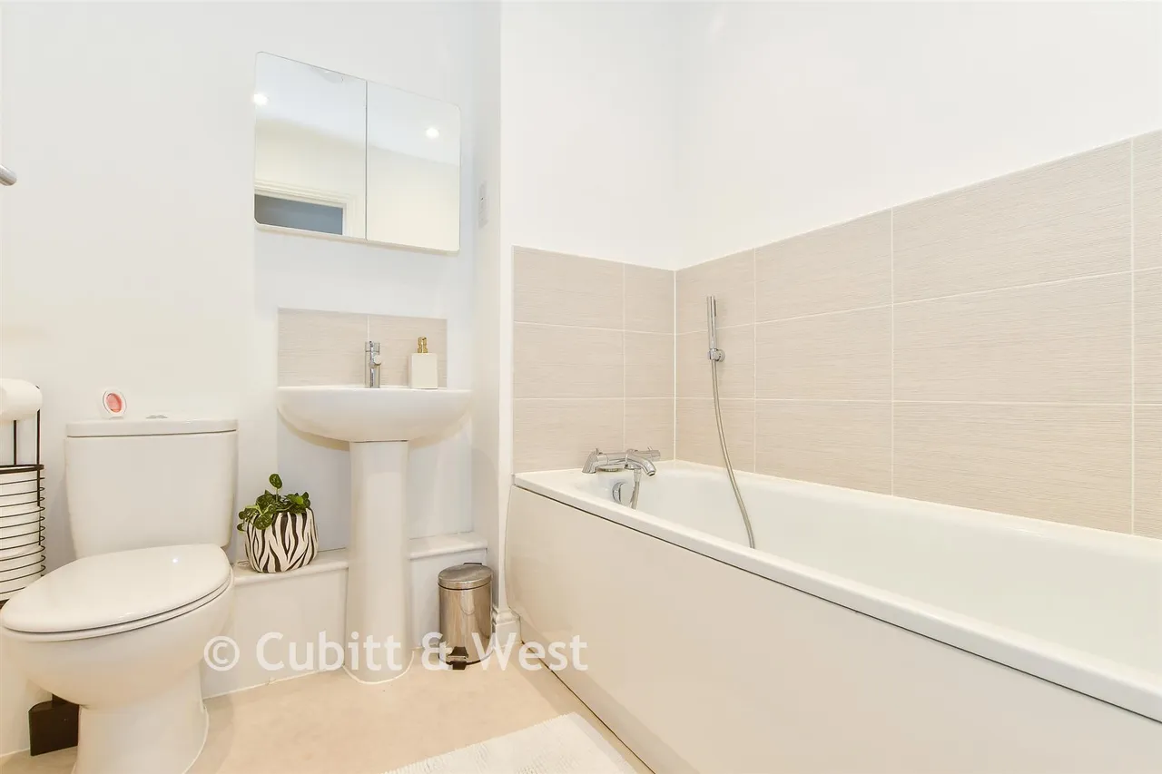 Bailey Place, Crowborough, TN6, photo 8