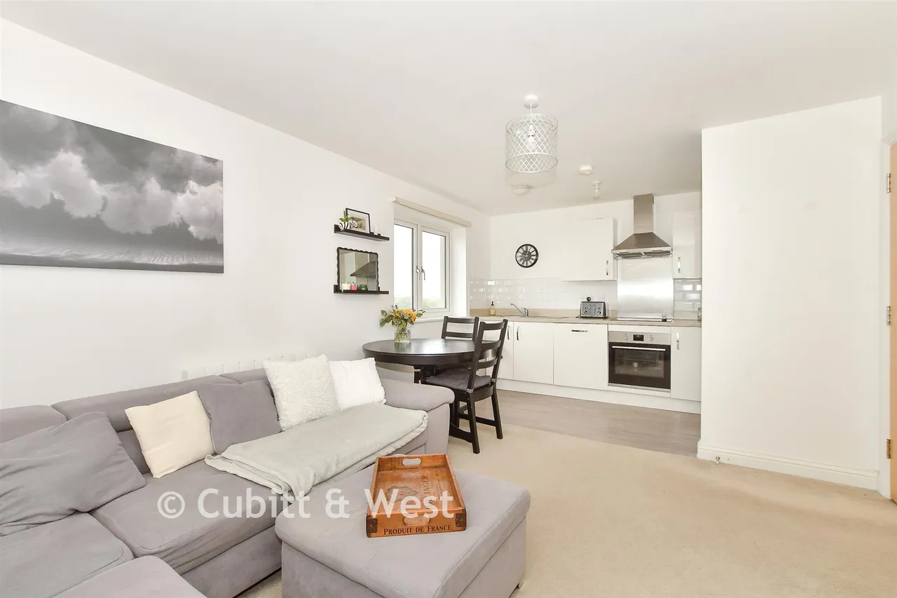 Bailey Place, Crowborough, TN6, photo 5