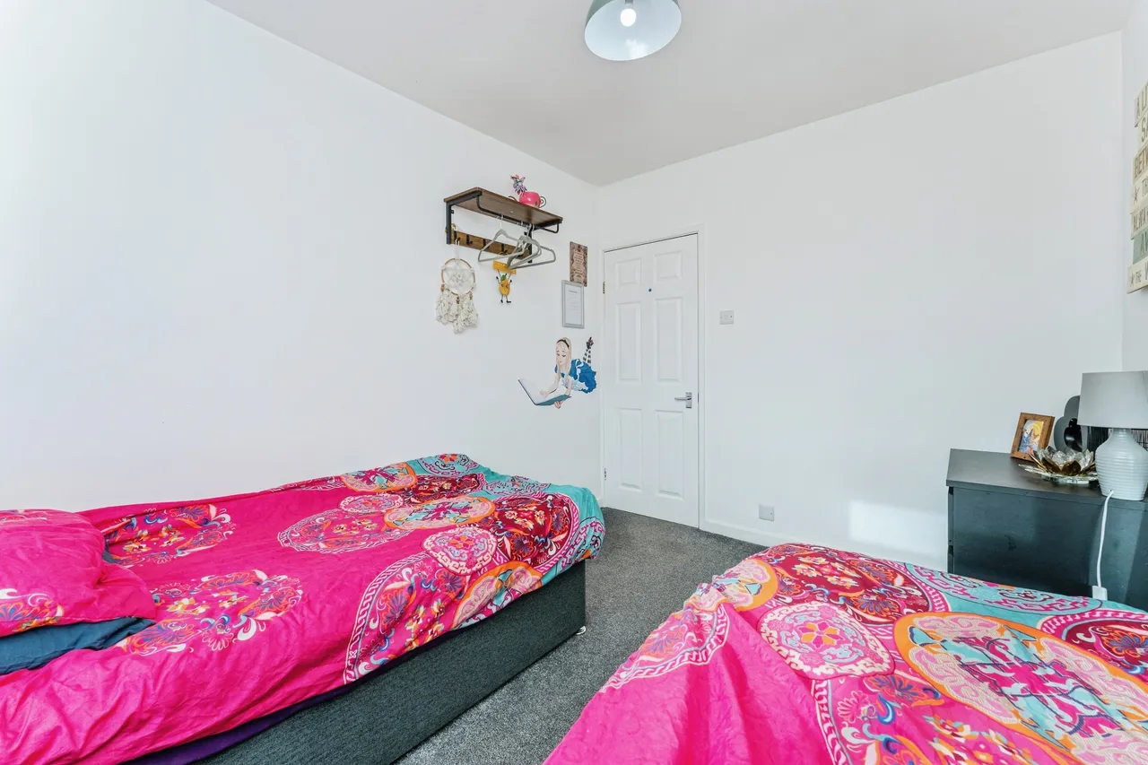 Rhyl Coast Road, Rhyl, LL18, photo 8
