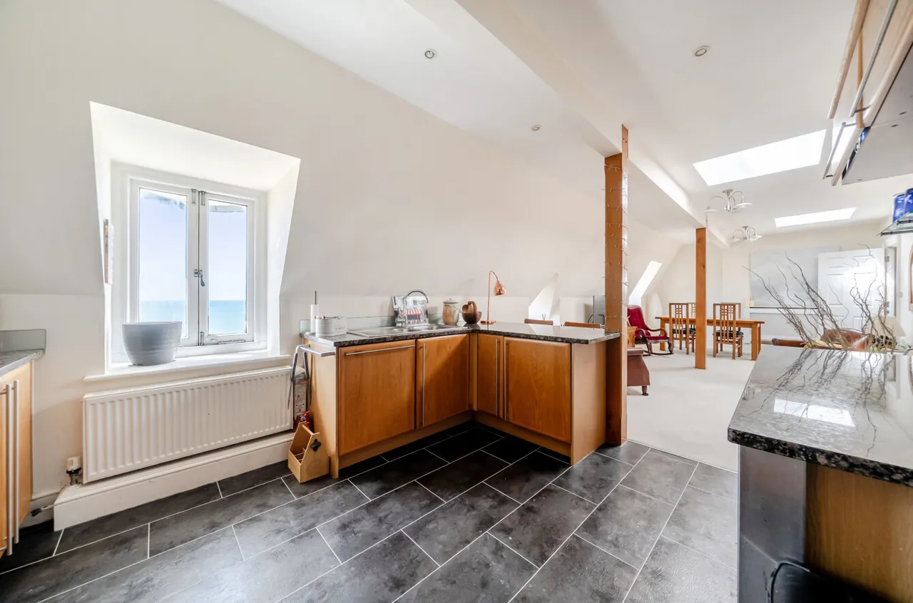 De Courcel Road, Brighton, BN2, photo 10
