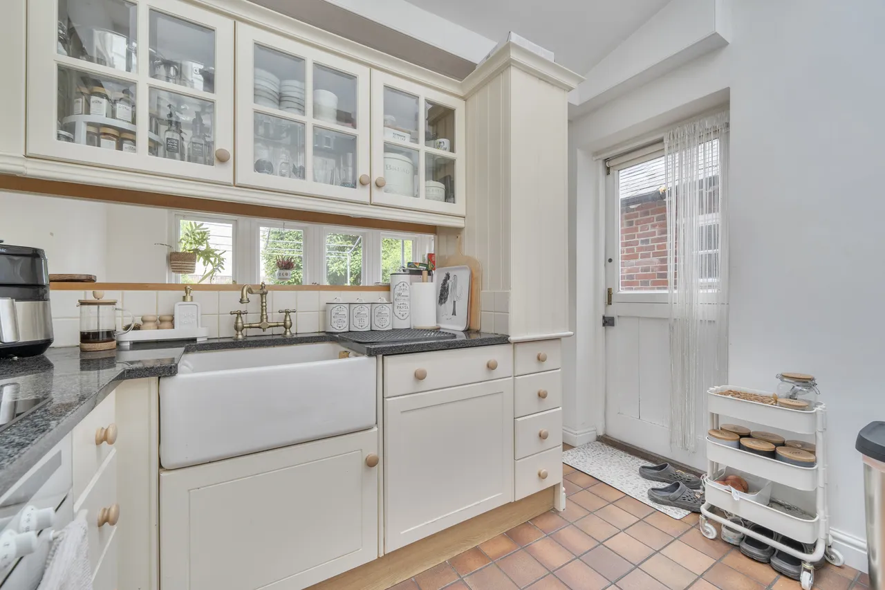 Kingsgate Road, Winchester, SO23, photo 9