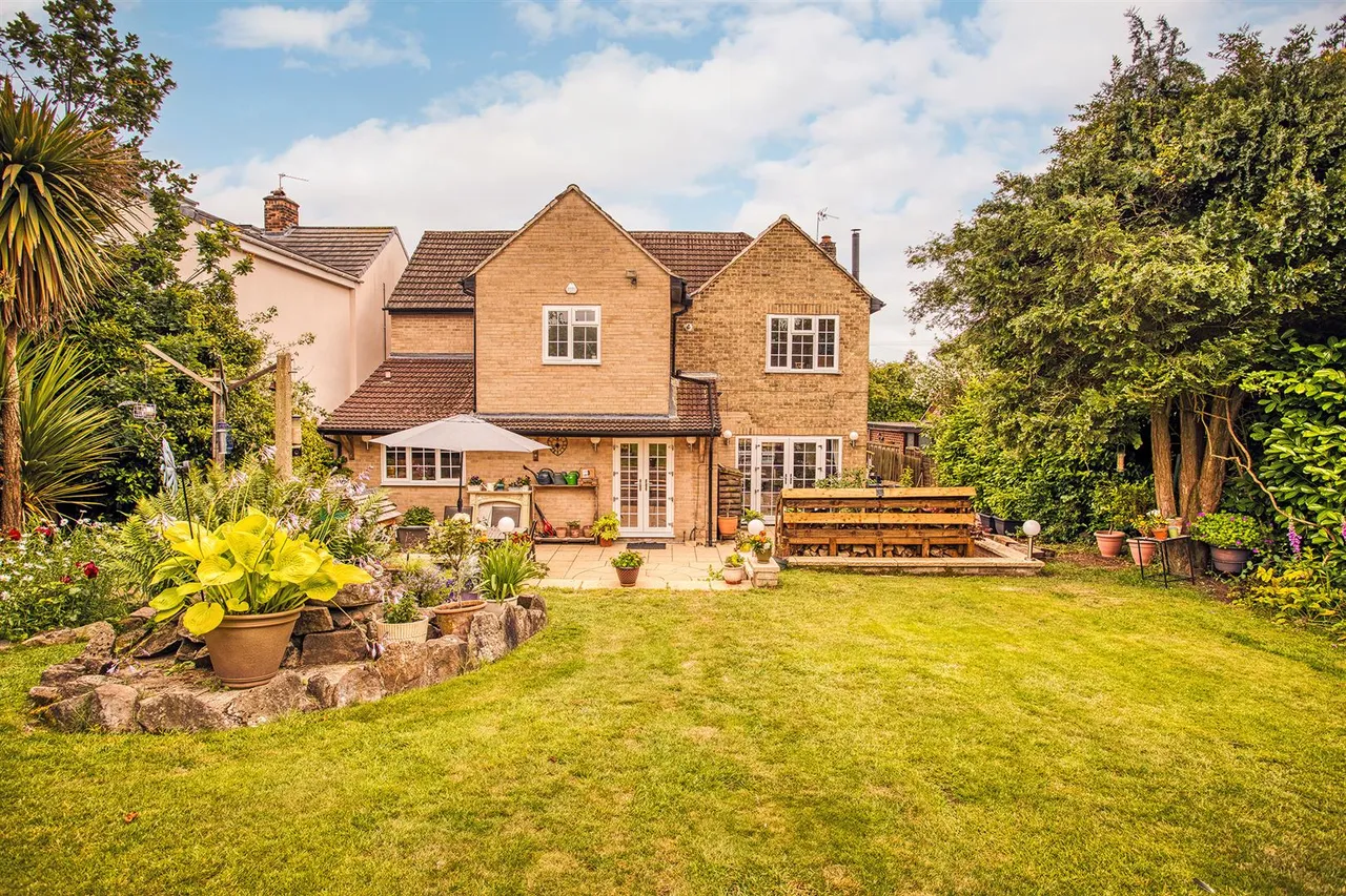 Uttoxeter Road, Mickleover, photo 19