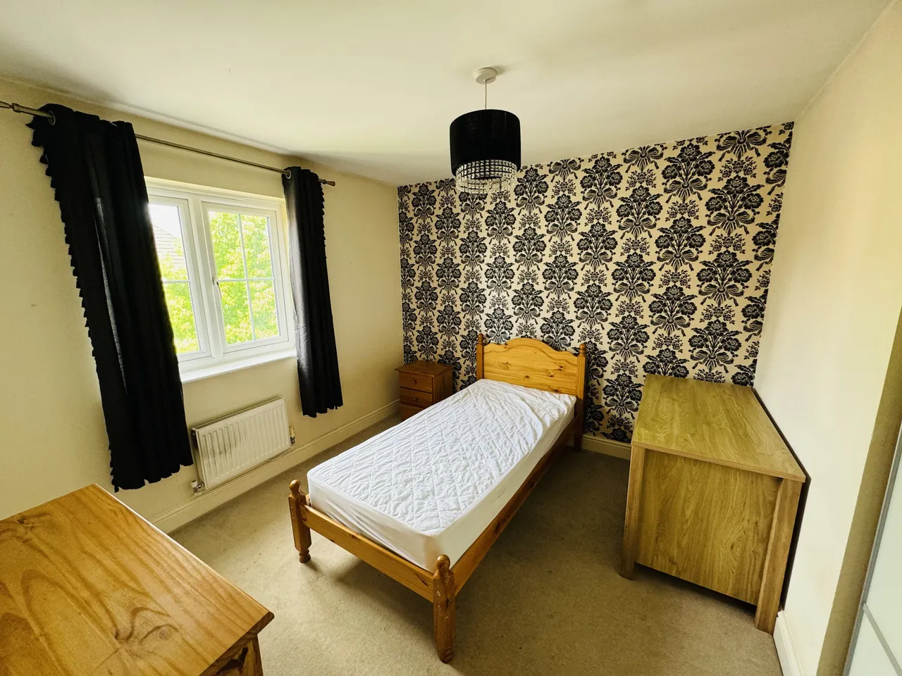 Llwyn Yr Eos, Carmarthen, SA31, photo 12