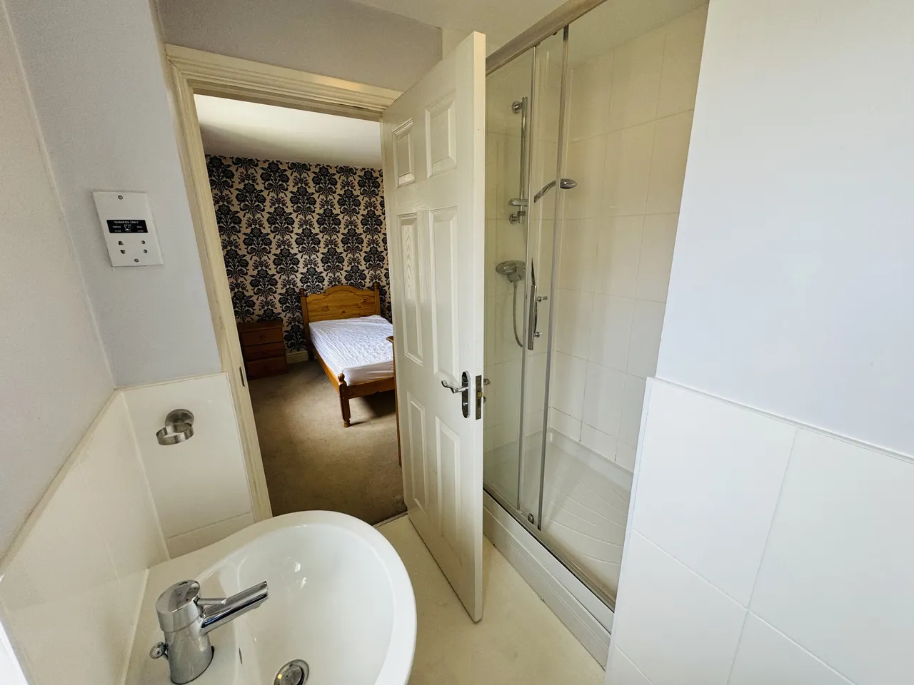 Llwyn Yr Eos, Carmarthen, SA31, photo 14