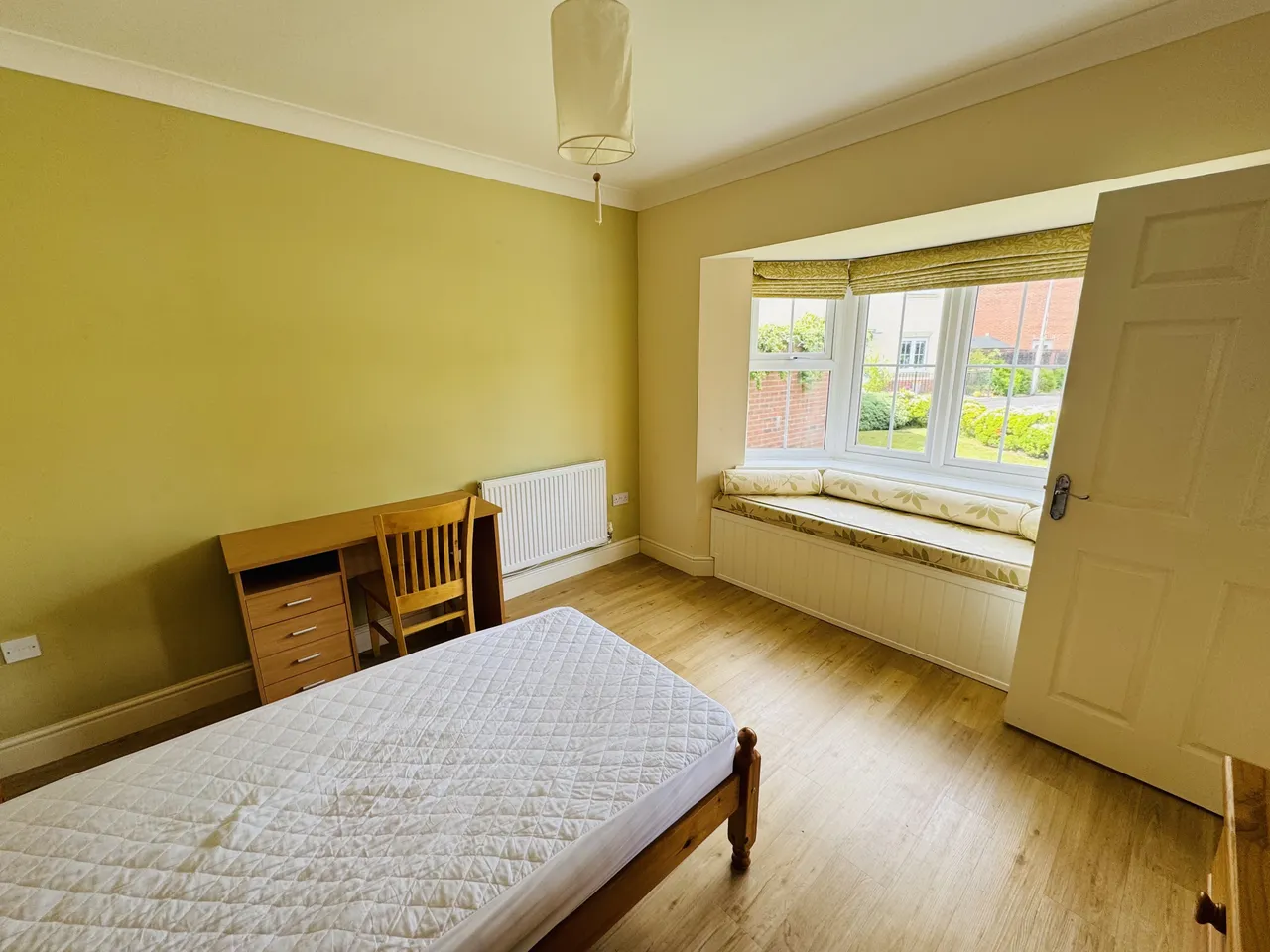 Llwyn Yr Eos, Carmarthen, SA31, photo 6