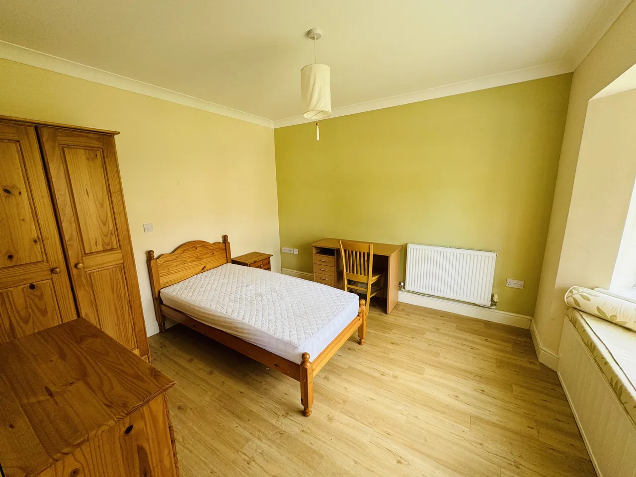 Llwyn Yr Eos, Carmarthen, SA31, photo 5