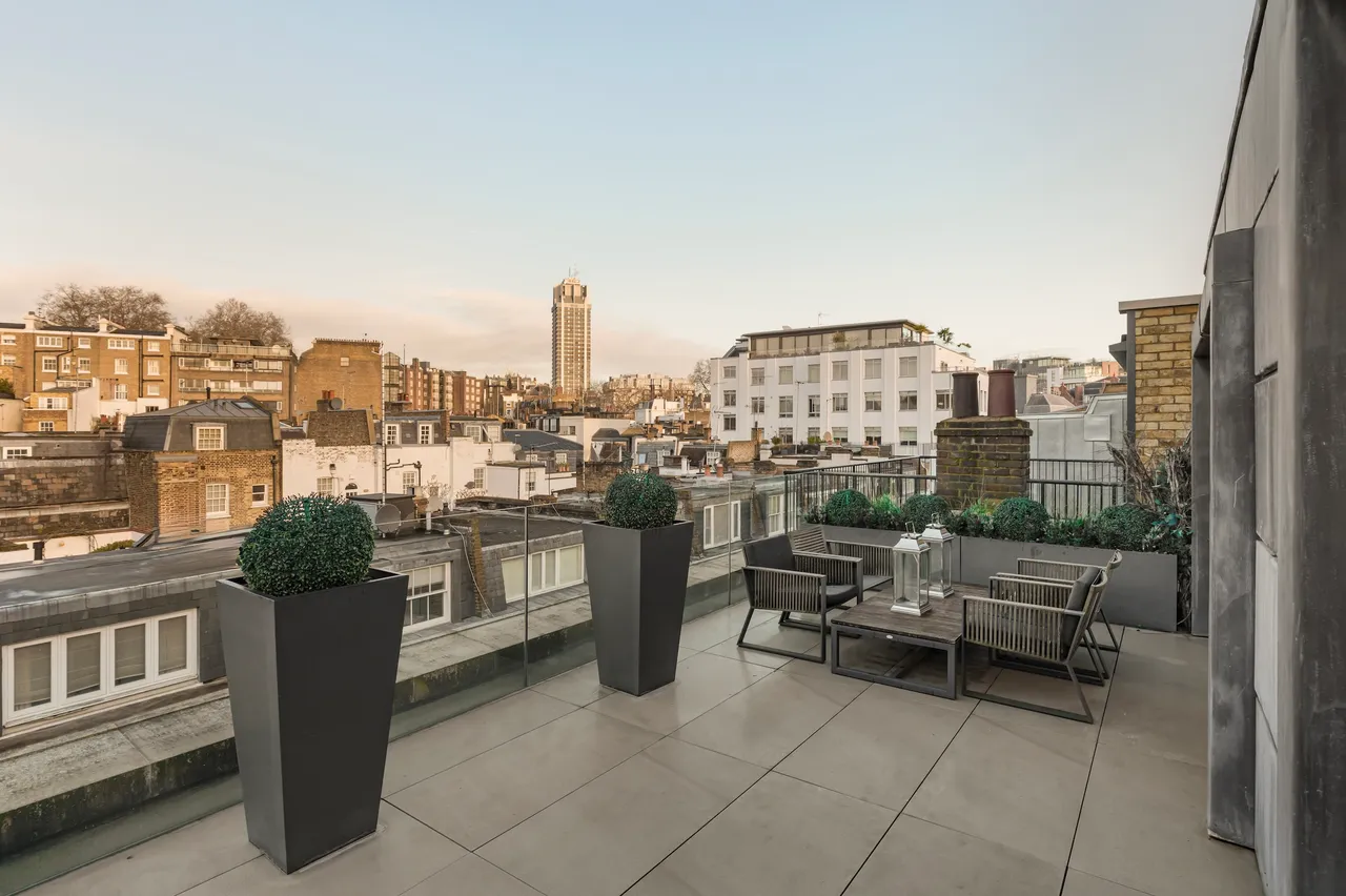 Knights House, Cheval Place, Knightsbridge, London, photo 11