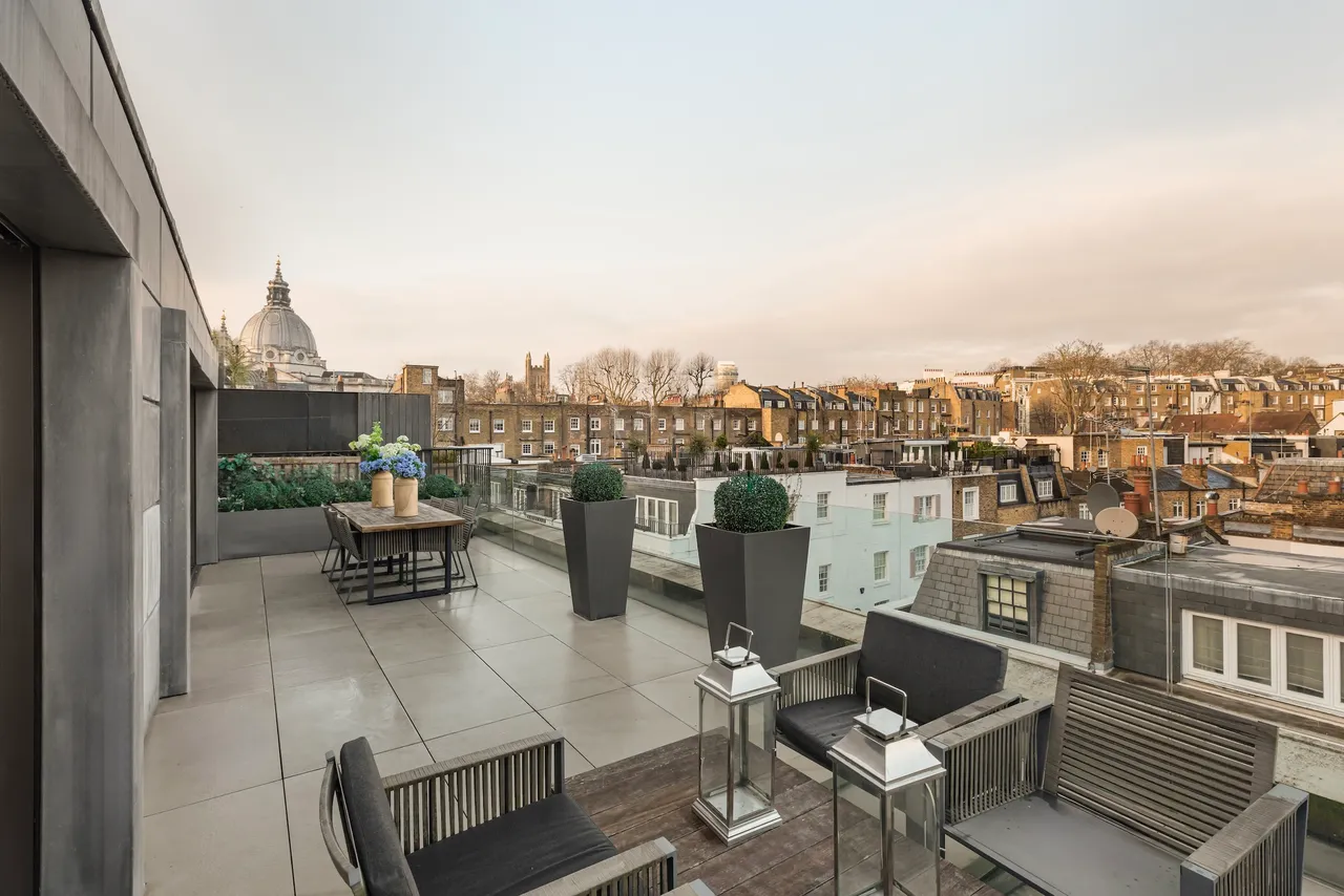 Knights House, Cheval Place, Knightsbridge, London, photo 12