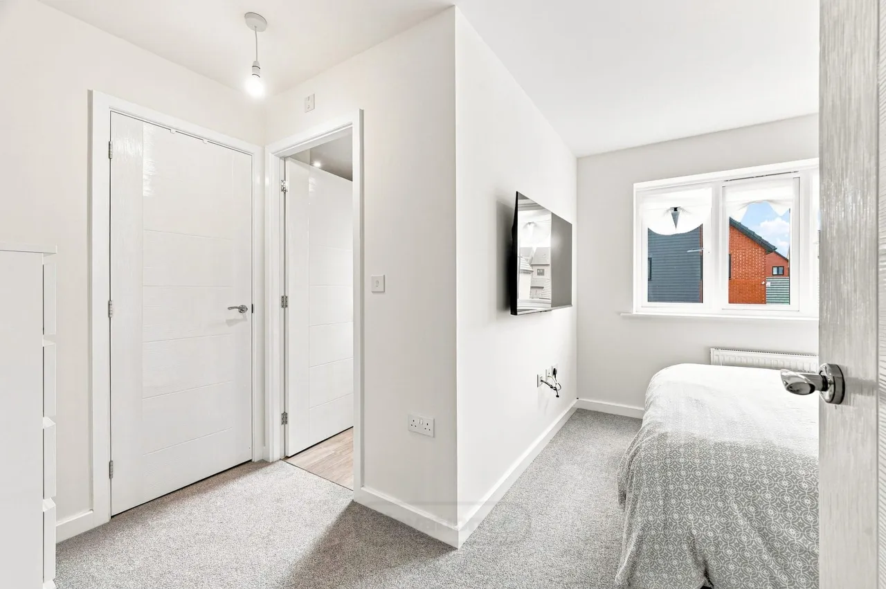 Cardno Avenue, Eagle Farm South, Milton Keynes, Milton Keynes, MK17 7DY, photo 12
