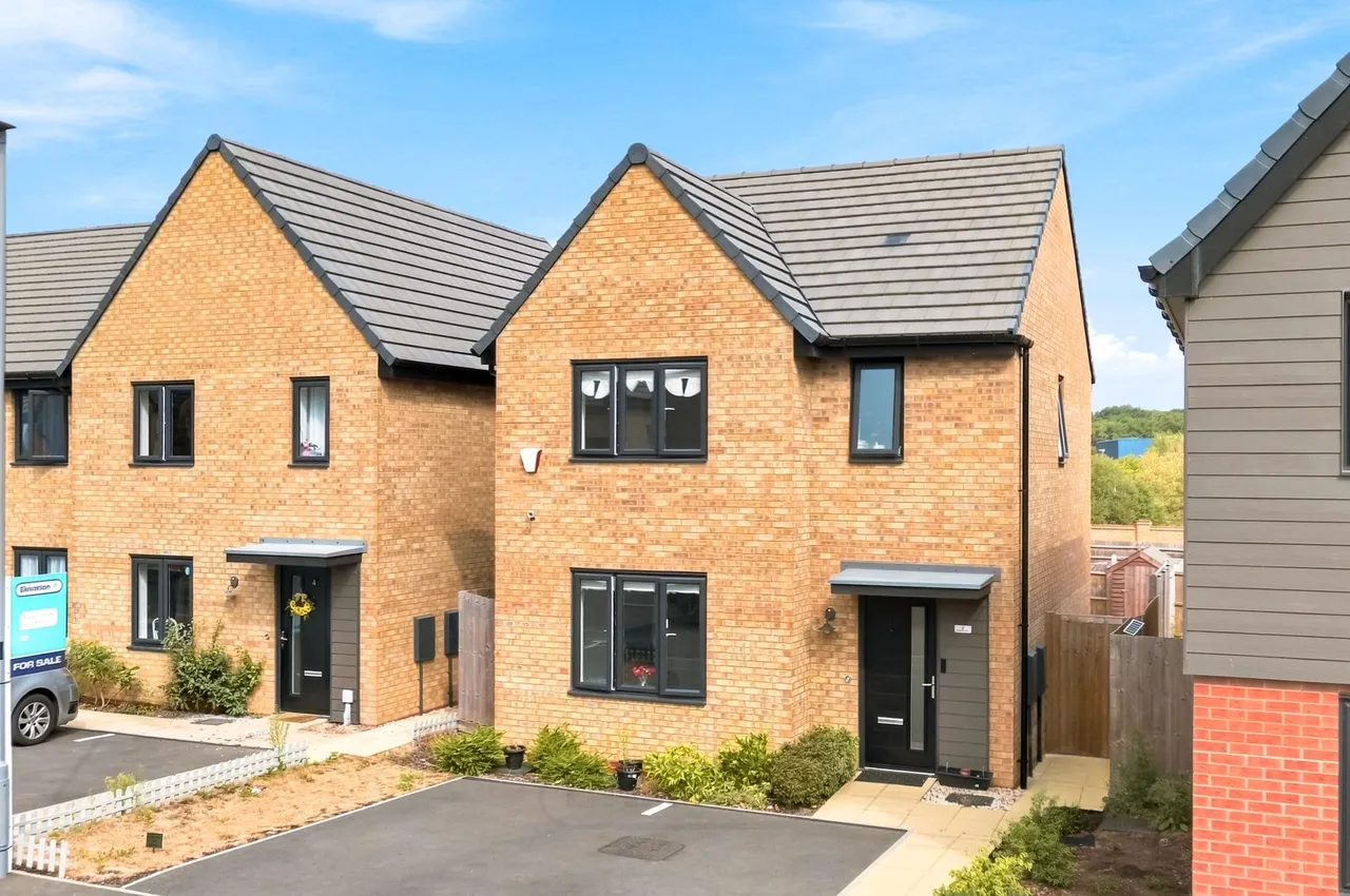 Cardno Avenue, Eagle Farm South, Milton Keynes, Milton Keynes, MK17 7DY, photo 19