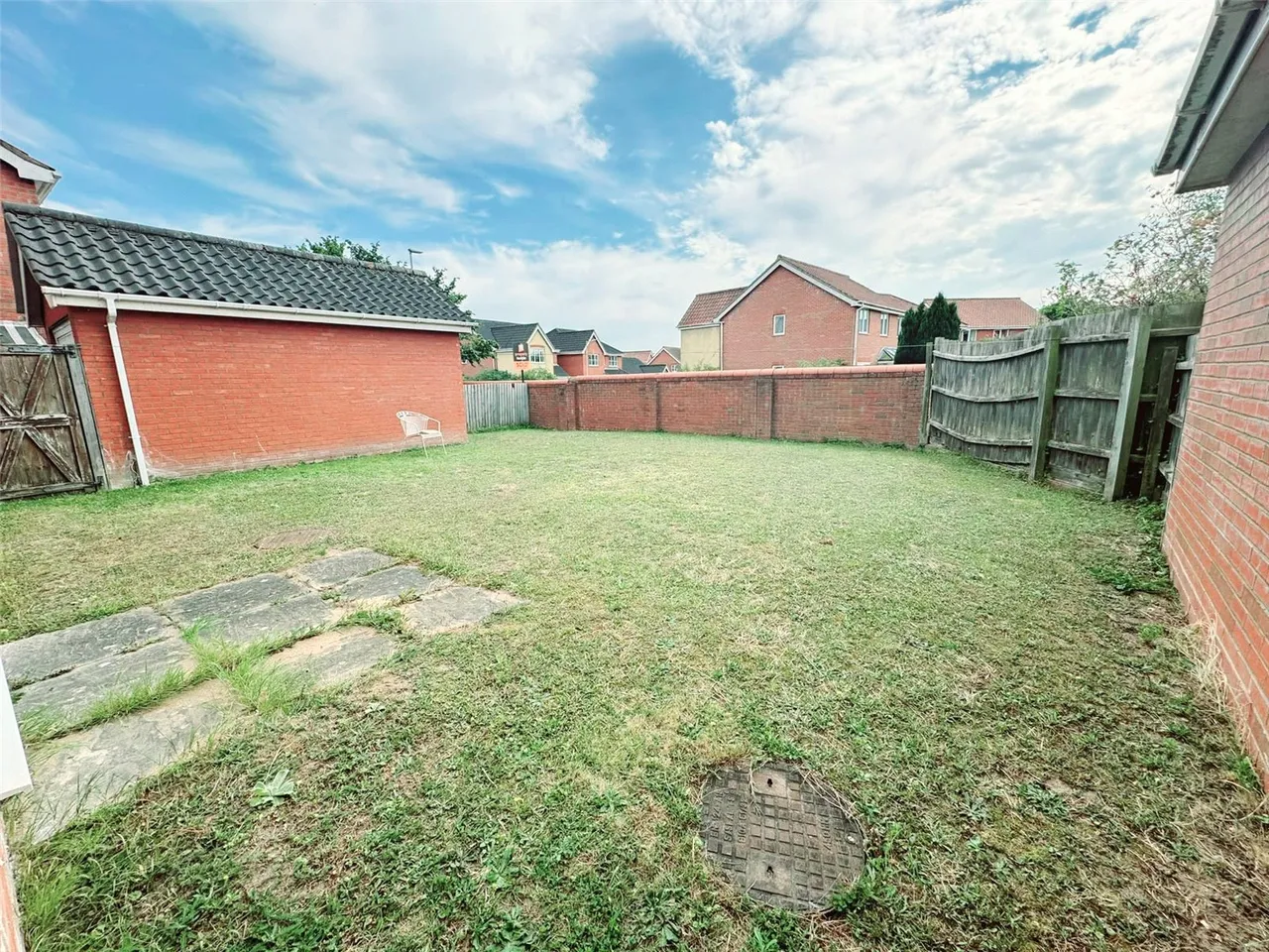 Tizzick Close, Norwich, Norfolk, NR5, photo 16