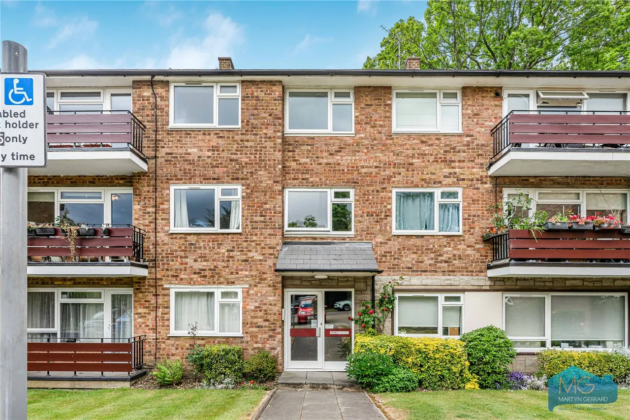 Cedar Drive, East Finchley, N2, photo 6