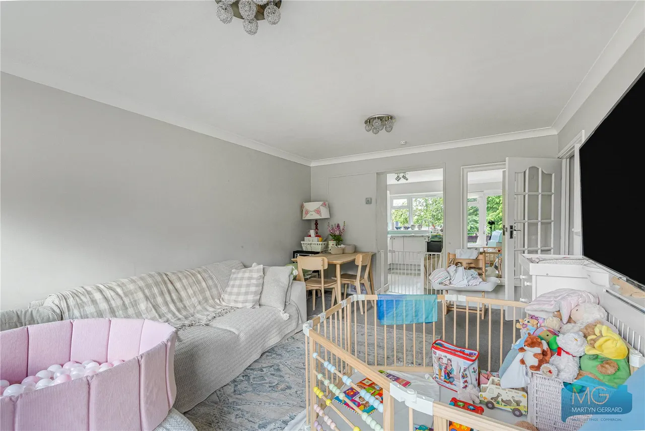Cedar Drive, East Finchley, N2, photo 9