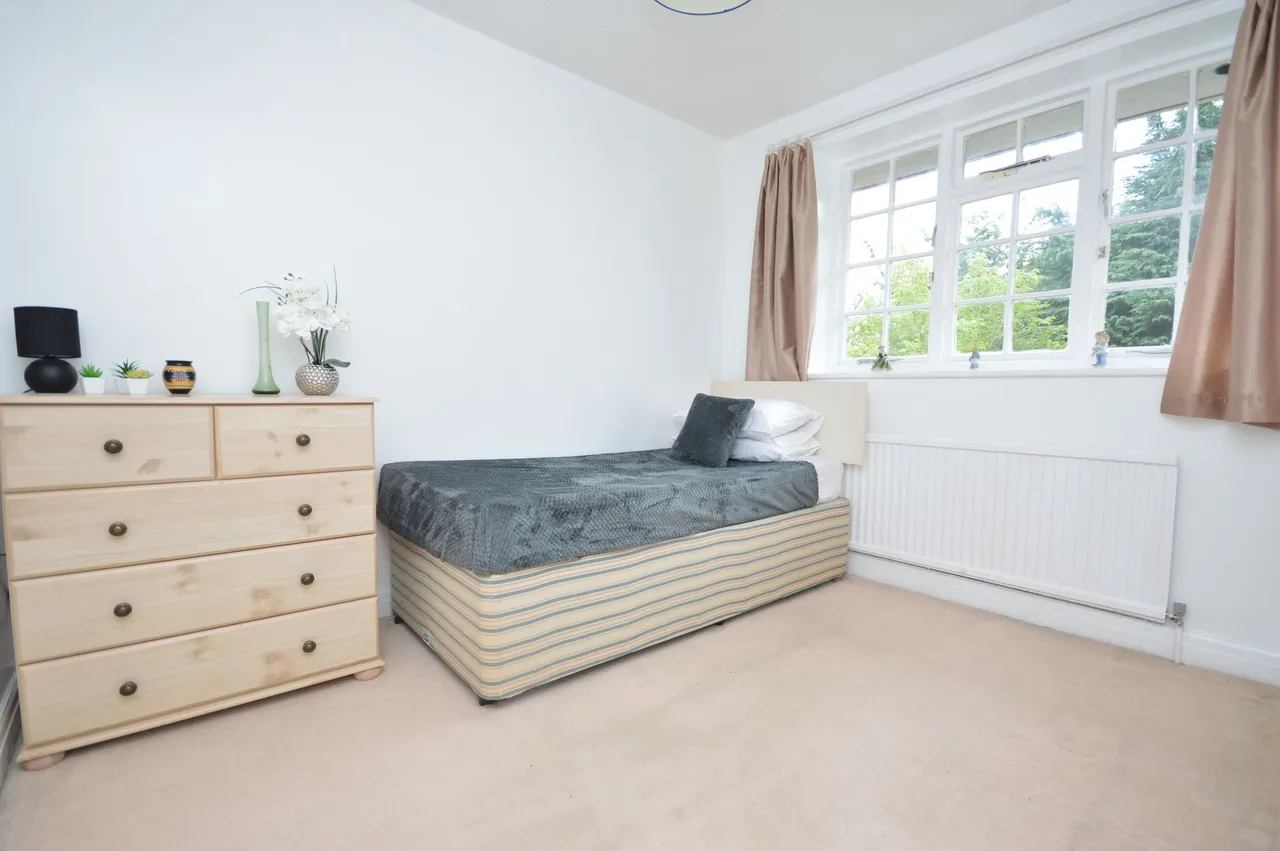 Boddens Hill Road, Stockport, photo 20
