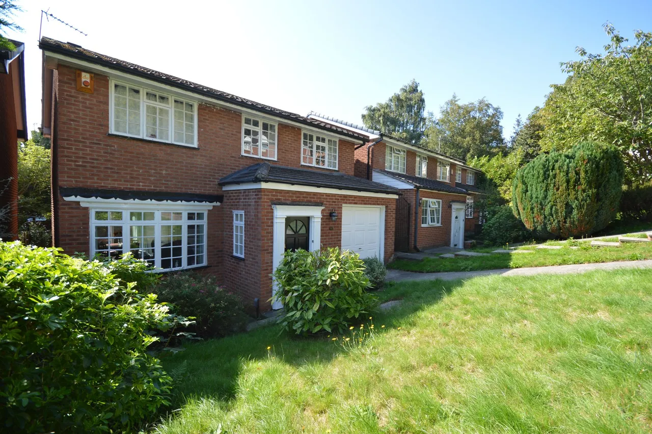 Boddens Hill Road, Stockport, photo 26