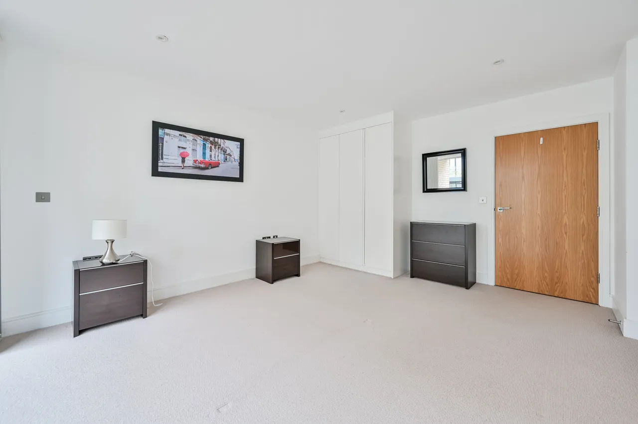 Apartment 19, 3 Grove Place, London, photo 9