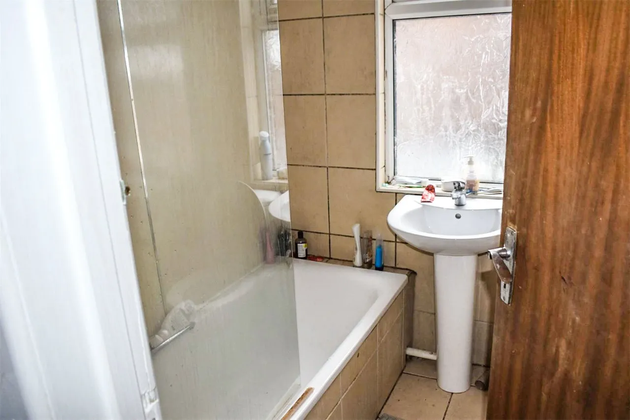 Victoria Road, Fallowfield, M14, photo 8