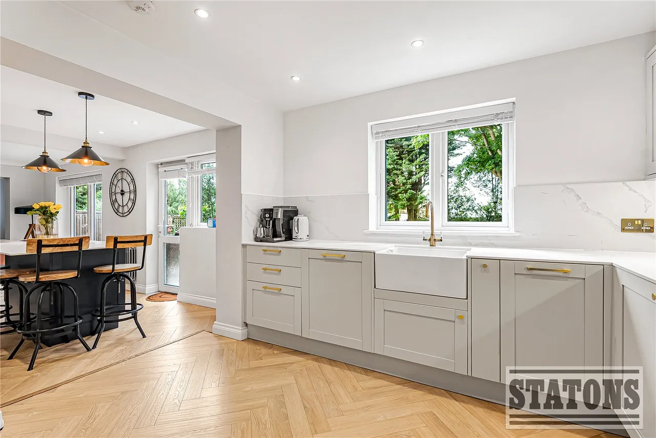Church Road, Little Heath, Potters Bar, Hertfordshire, EN6 1EY, photo 10