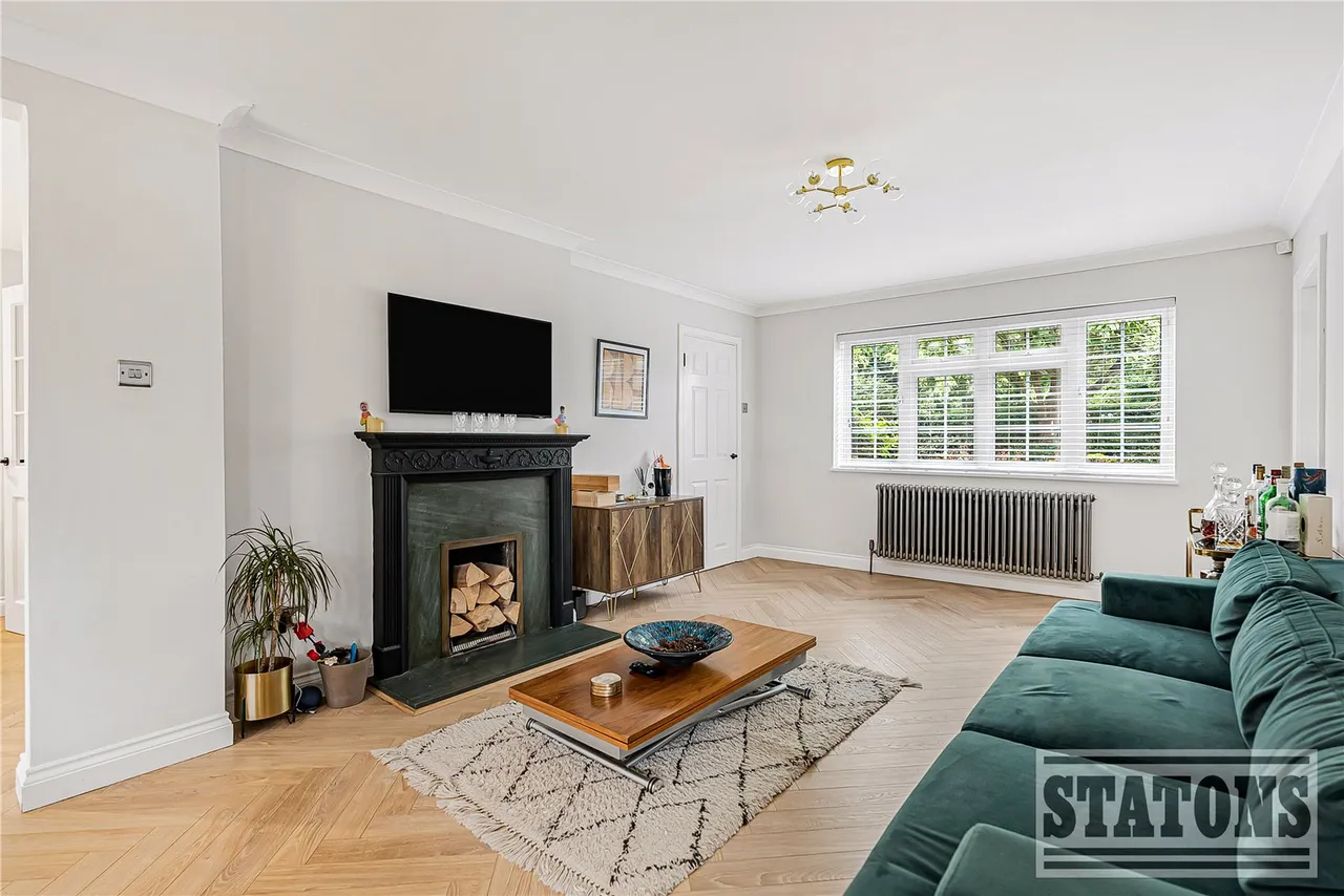 Church Road, Little Heath, Potters Bar, Hertfordshire, EN6 1EY, photo 3