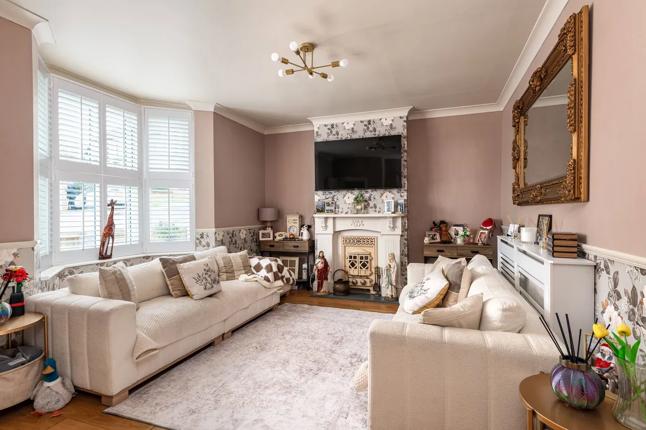 Seaside Avenue, Minster On Sea, ME12, photo 2