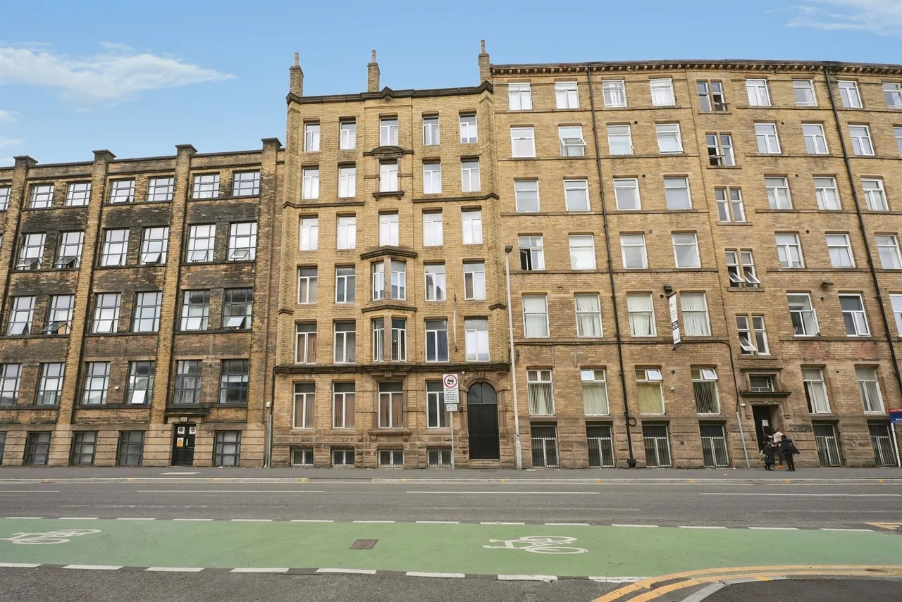 Sunbridge Road, Bradford, photo 12