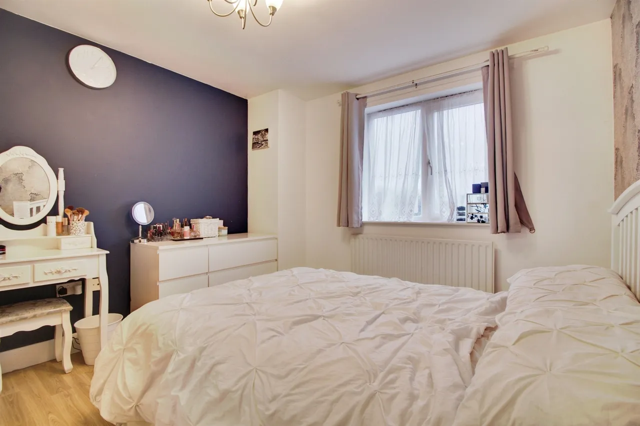 Wenham Place, Hatfield, photo 10