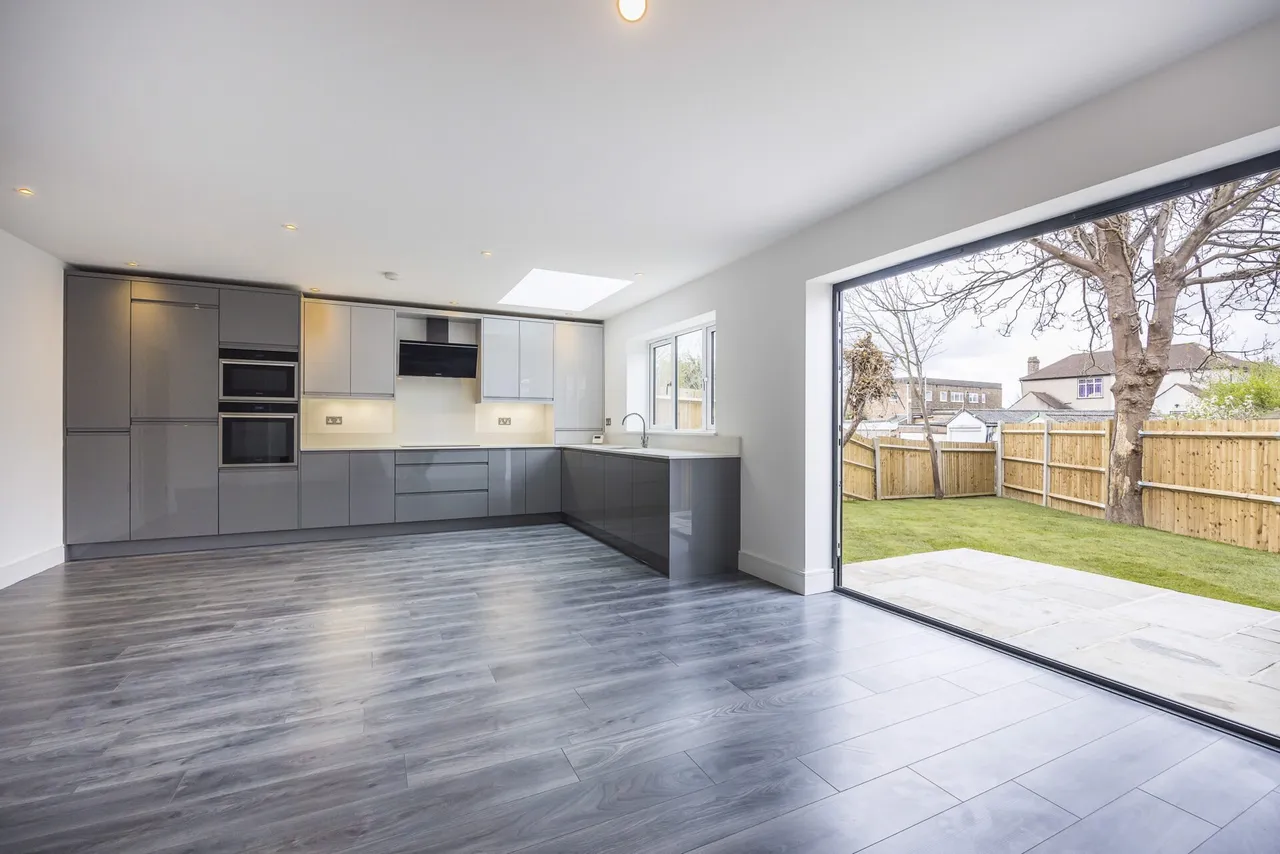 Buckingham Avenue, Welling, photo 5