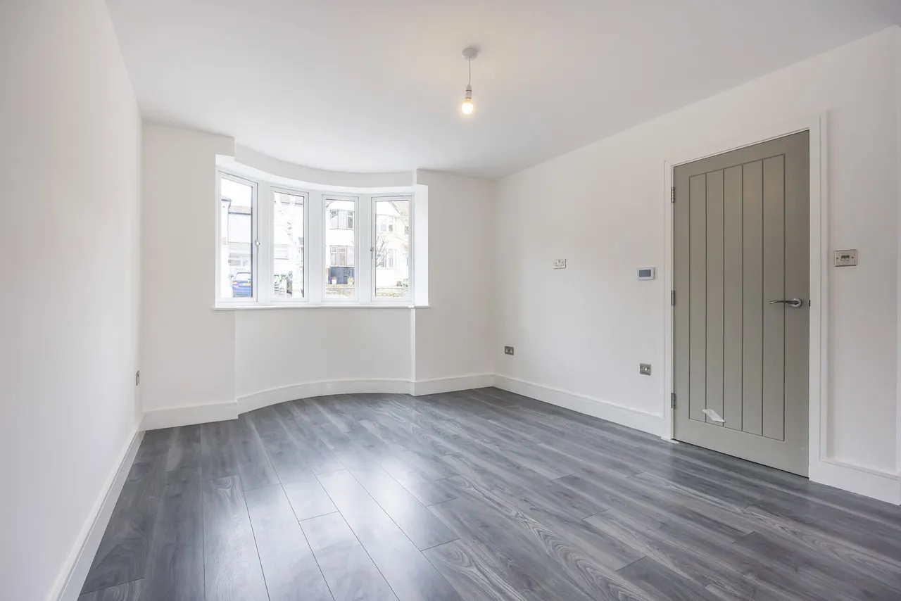 Buckingham Avenue, Welling, photo 6