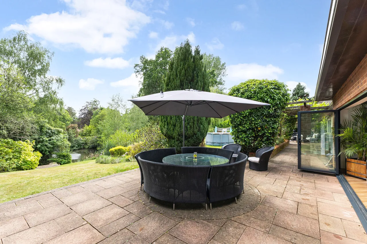 Tile Barn, Woolton Hill, RG20, photo 10