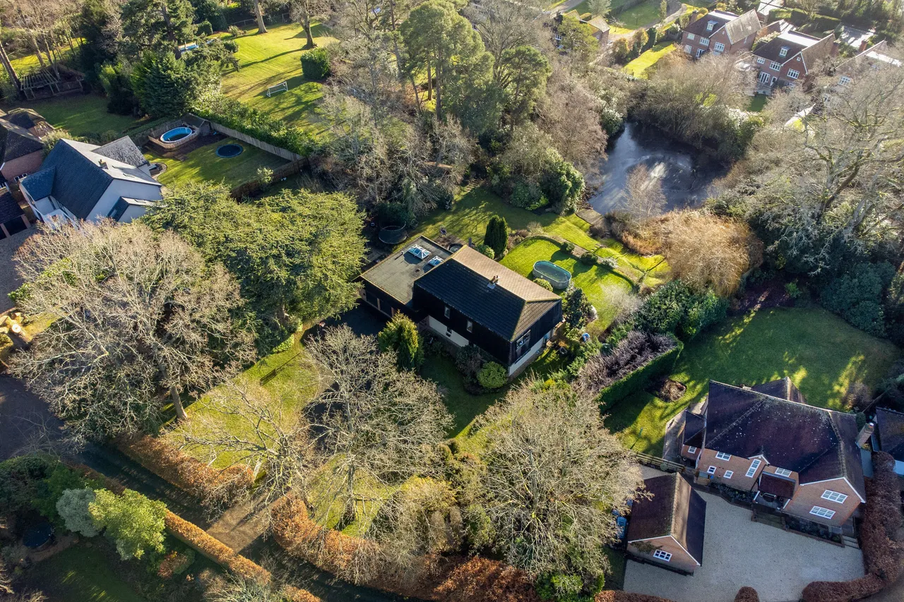 Tile Barn, Woolton Hill, RG20, photo 32
