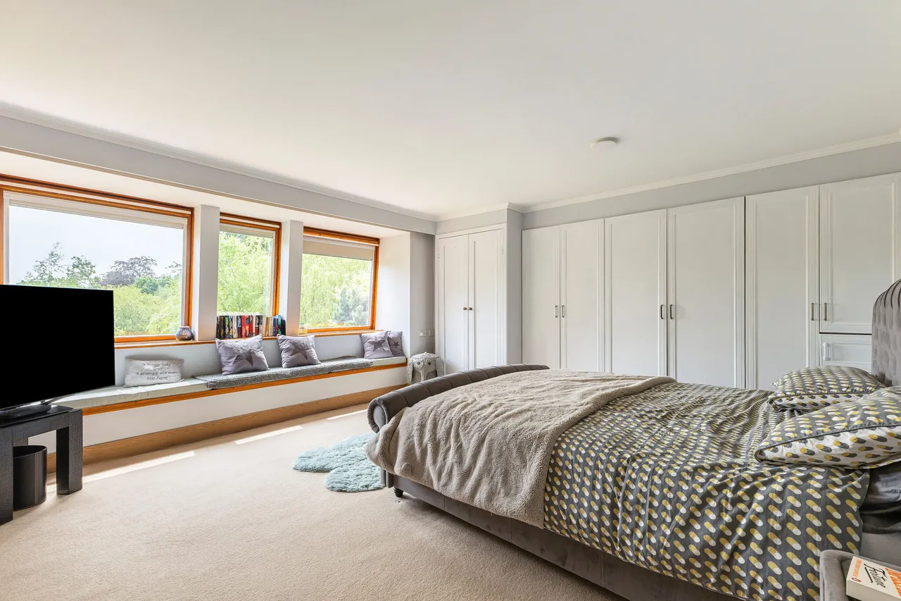 Tile Barn, Woolton Hill, RG20, photo 14