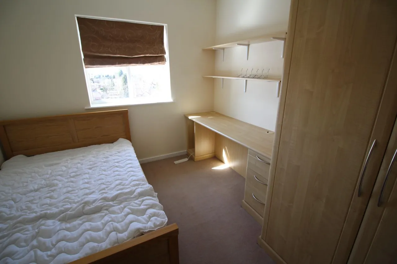 Mauldeth Road West, Chorlton, M21, photo 6
