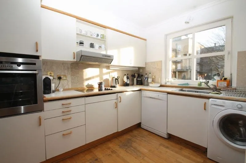 1 bed house to rent, Queen Of Denmark Court Surrey Quays, SE16