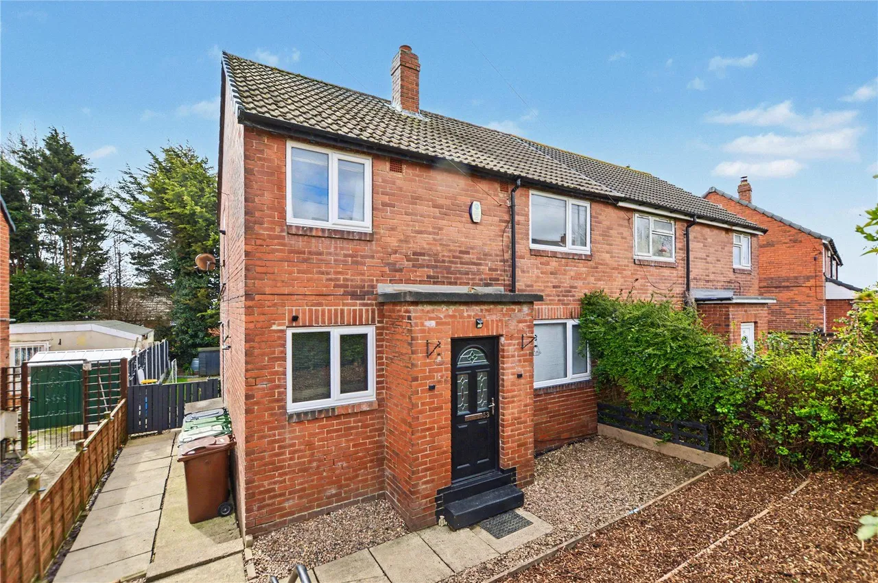 3 bed house for sale, Cotswold Drive, Rothwell, LS26