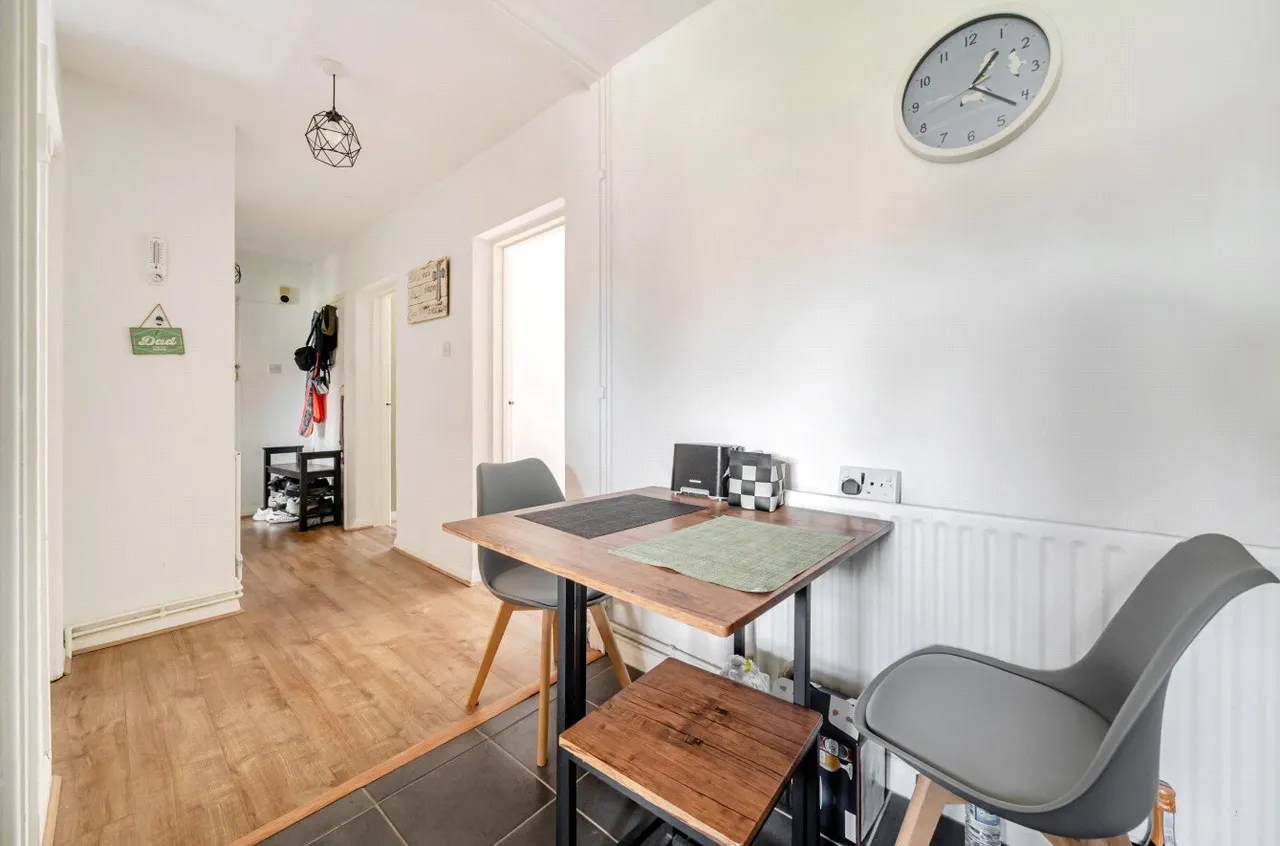 West Road, Guildford, GU1, photo 15