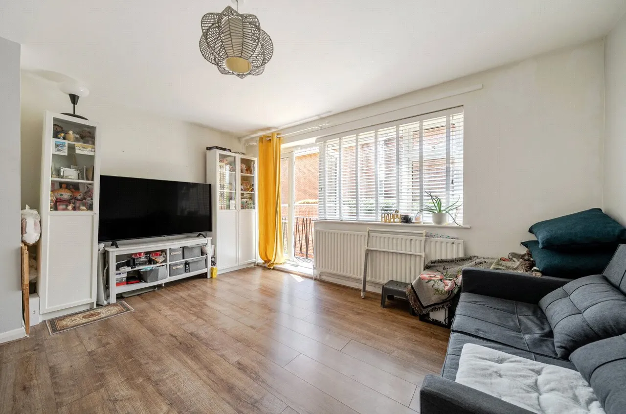 West Road, Guildford, GU1, photo 12
