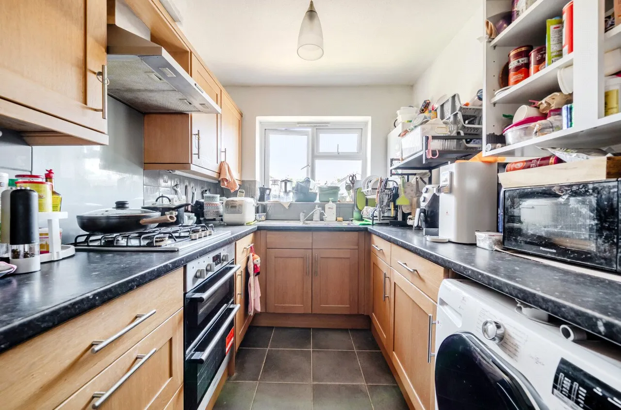 West Road, Guildford, GU1, photo 4