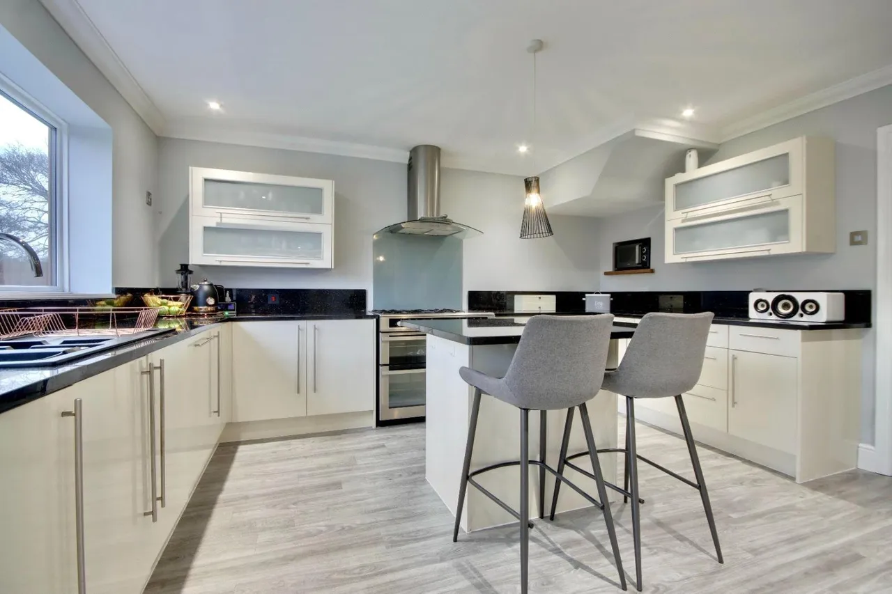 Bramley Close, Waterlooville, PO7, photo 2