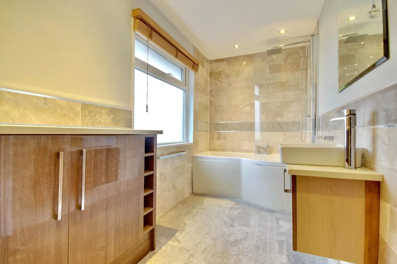 Bramley Close, Waterlooville, PO7, photo 12