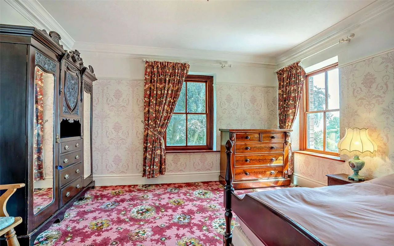Clive Place, Penarth, CF64, photo 11