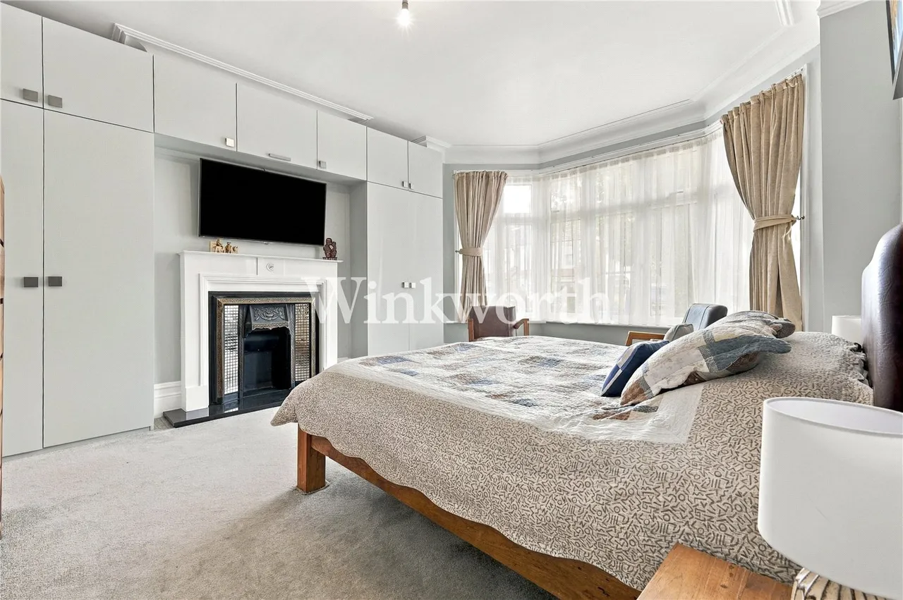 Woodberry Avenue London N21, photo 8